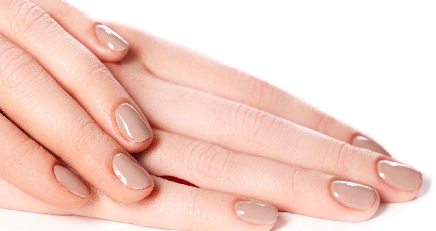 Un toque de elegancia: El encanto de los tonos nude para tus uñas