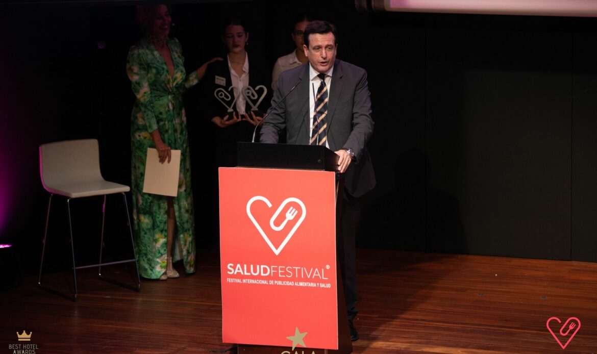 Don Ignacio Campoy premiado en los Premios Nacionales Salud Festival