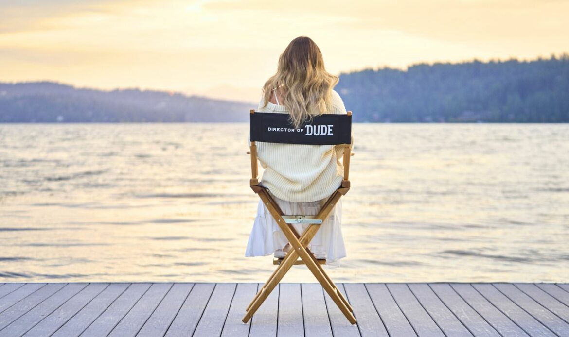 HEYDUDE presenta a Sydney Sweeney como su nueva Brand Ambassador Mundial