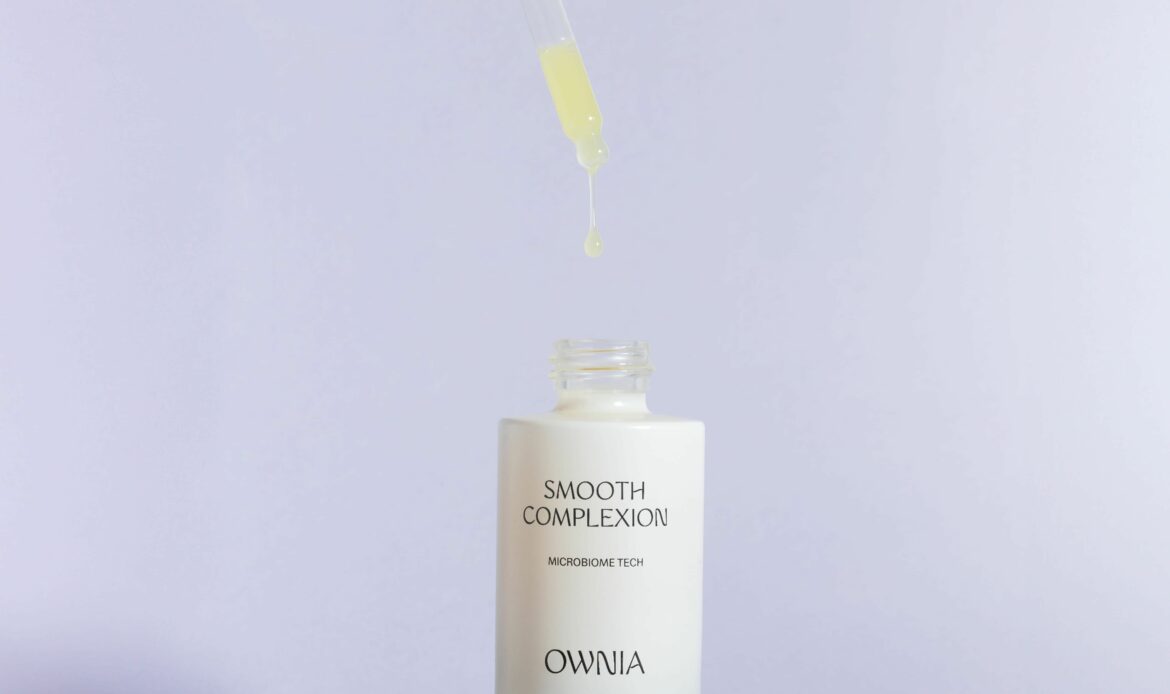 Ownia Cosmetics explica el error más común al tratar el acné adulto