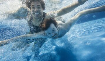 Consejos del Dr. Richard Allison para llegar y tener un verano saludable