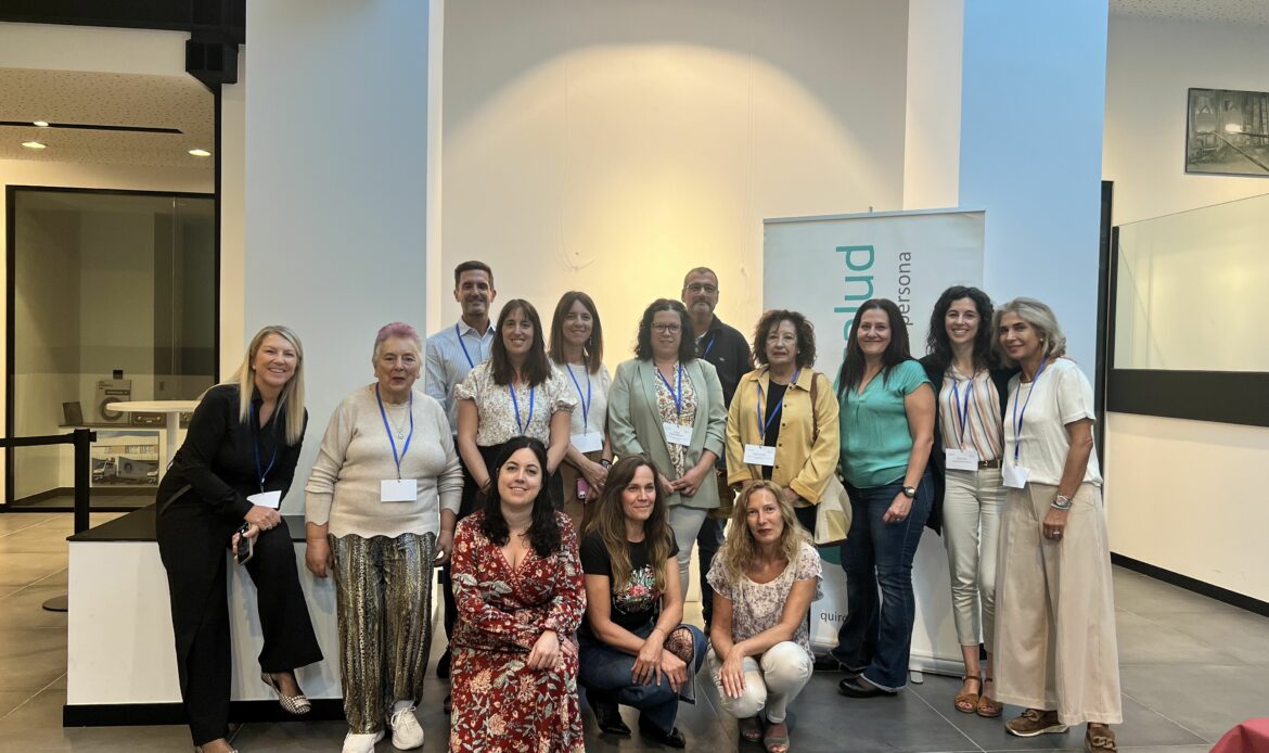 El Hospital Quirónsalud Vitoria celebra el I Encuentro ‘Juntos Hacemos Más’ con asociaciones de pacientes de Álava