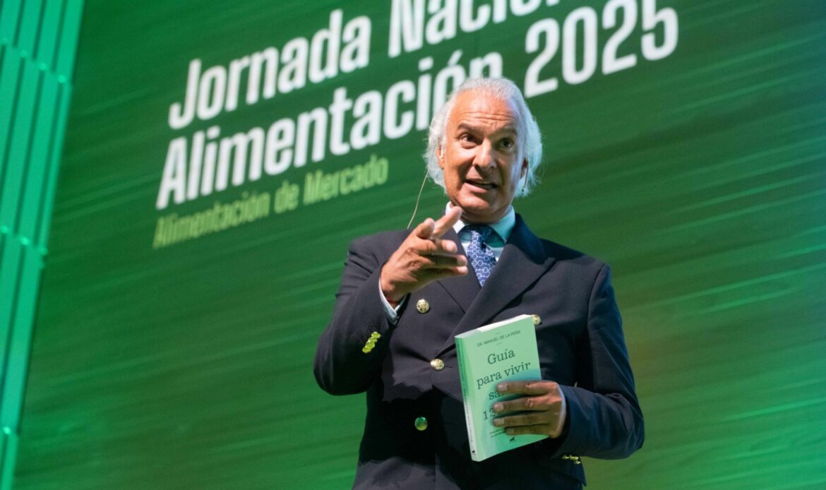 El Dr. Manuel de la Peña, gurú de la longevidad, aclamado por los farmacéuticos por desvelar los secretos