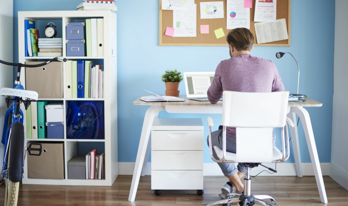 Megacity ayuda a crear espacios de teletrabajo cómodos y productivos, con un mobiliario de oficina que apuesta por la organización