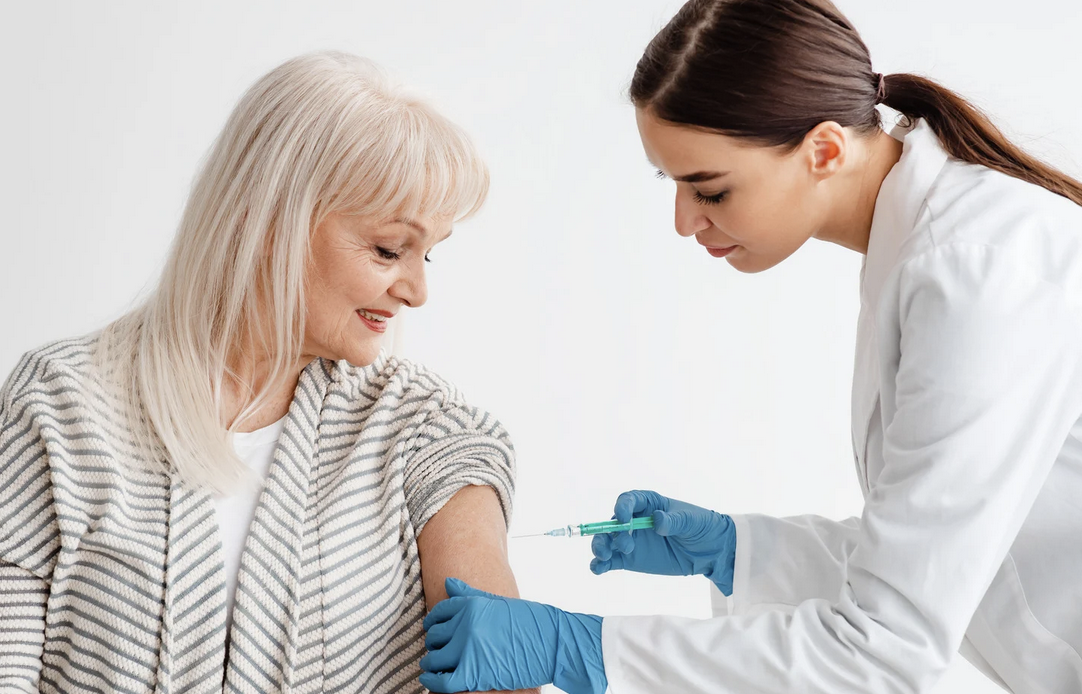 Dr. José Manuel Calderón, especialista en Medicina Preventiva de Policlínica Gipuzkoa: «Inmunizarse es clave para evitar casos graves de gripe y colapsos en el sistema sanitario»