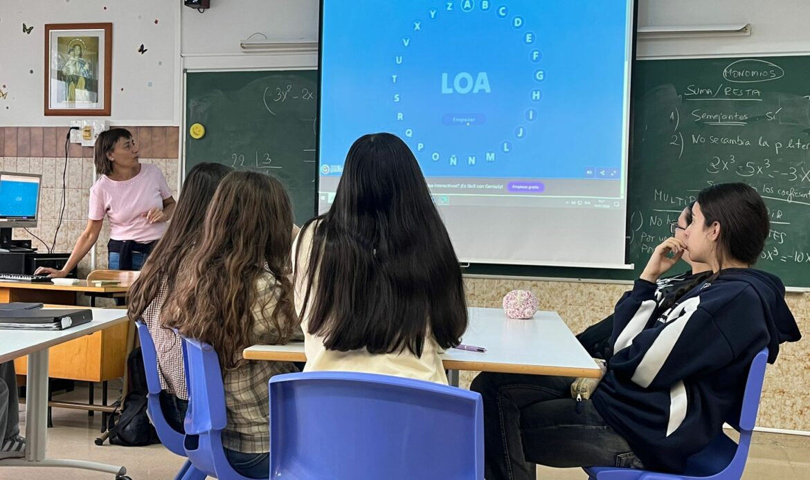 La Fundación Quirónsalud acerca hábitos saludables a las aulas de Vitoria con talleres sobre sueño, ejercicio y salud digital